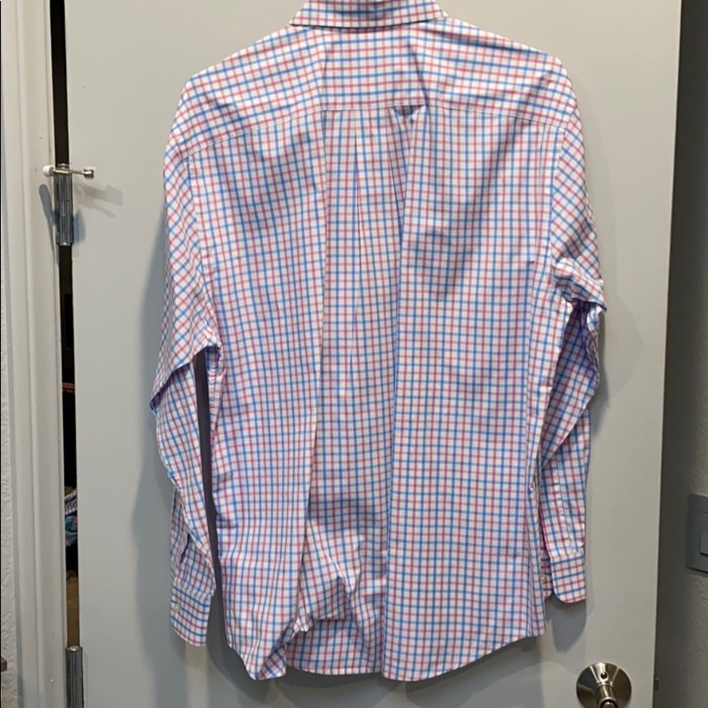 Vineyard Vines Button Down - image 3